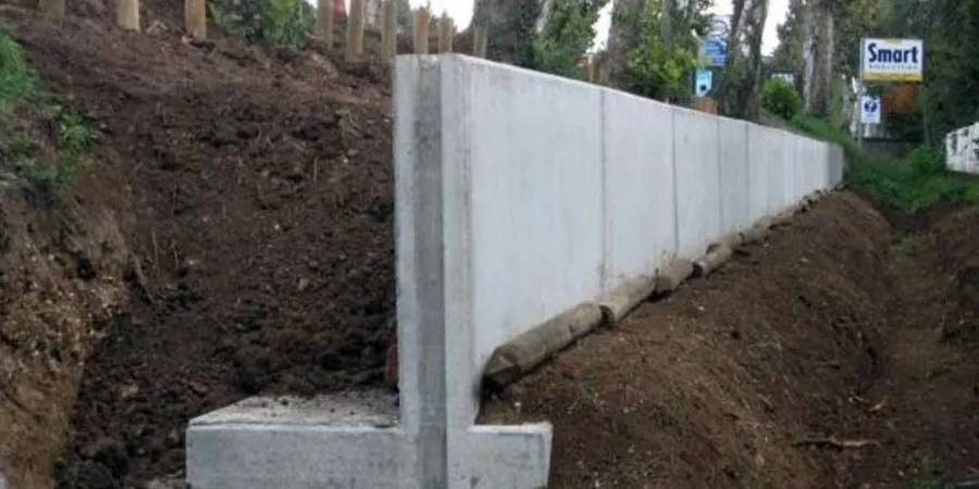 Retaining Wall Design in Vancouver: NBCC Compliance and Soil Retention